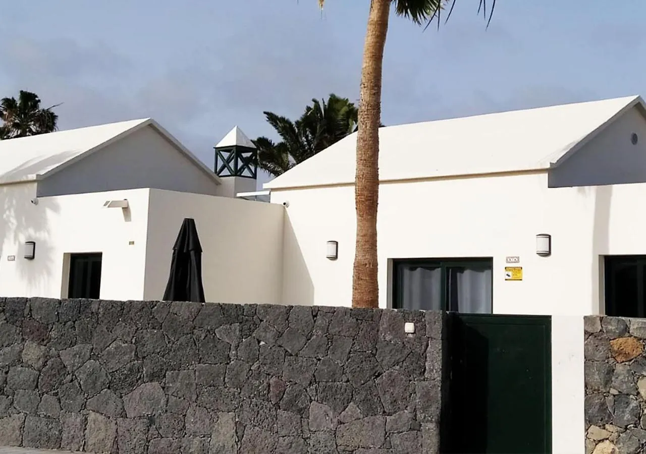 Villa Sun And Sea 4 Front De Mer Playa Rocca קוסטה טגוויסה