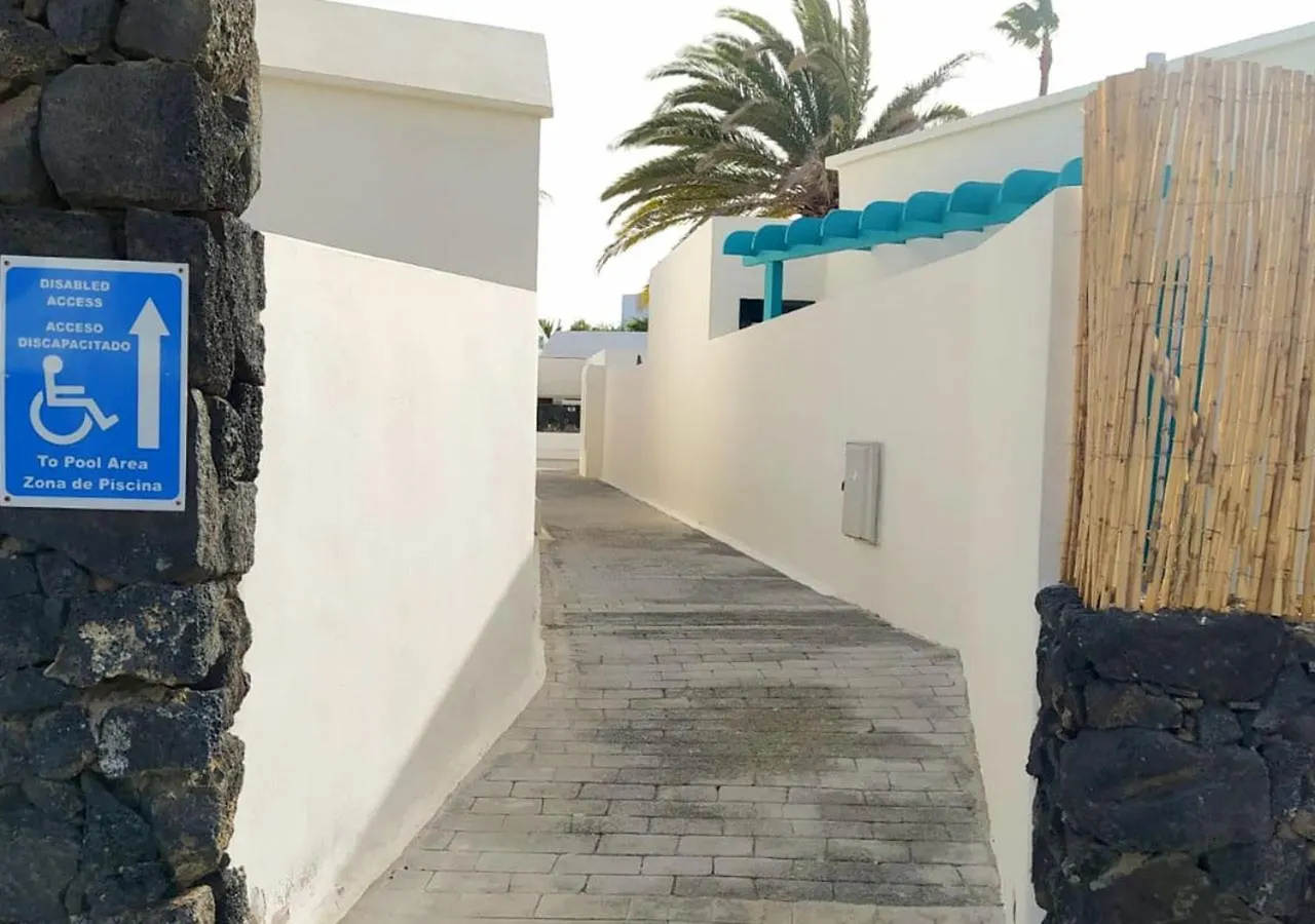 Villa Sun And Sea 4 Front De Mer Playa Rocca קוסטה טגוויסה ספרד